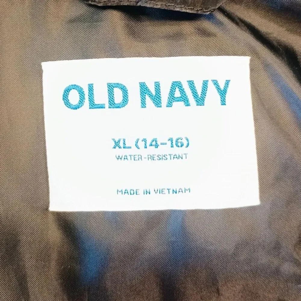 Old Navy girl old